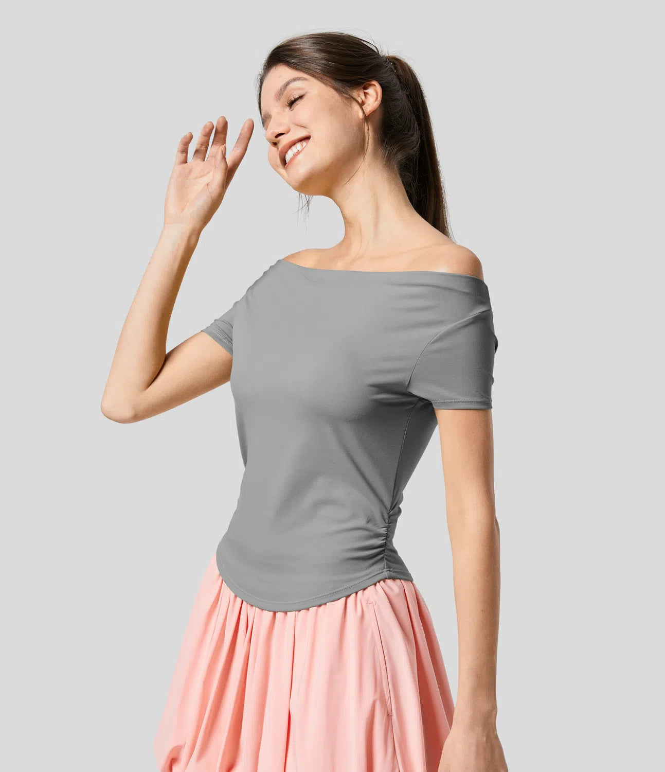 T-shirt Casual Skinny à Épaules Dénudées avec Ruches Latérales et Ourlet Courbé