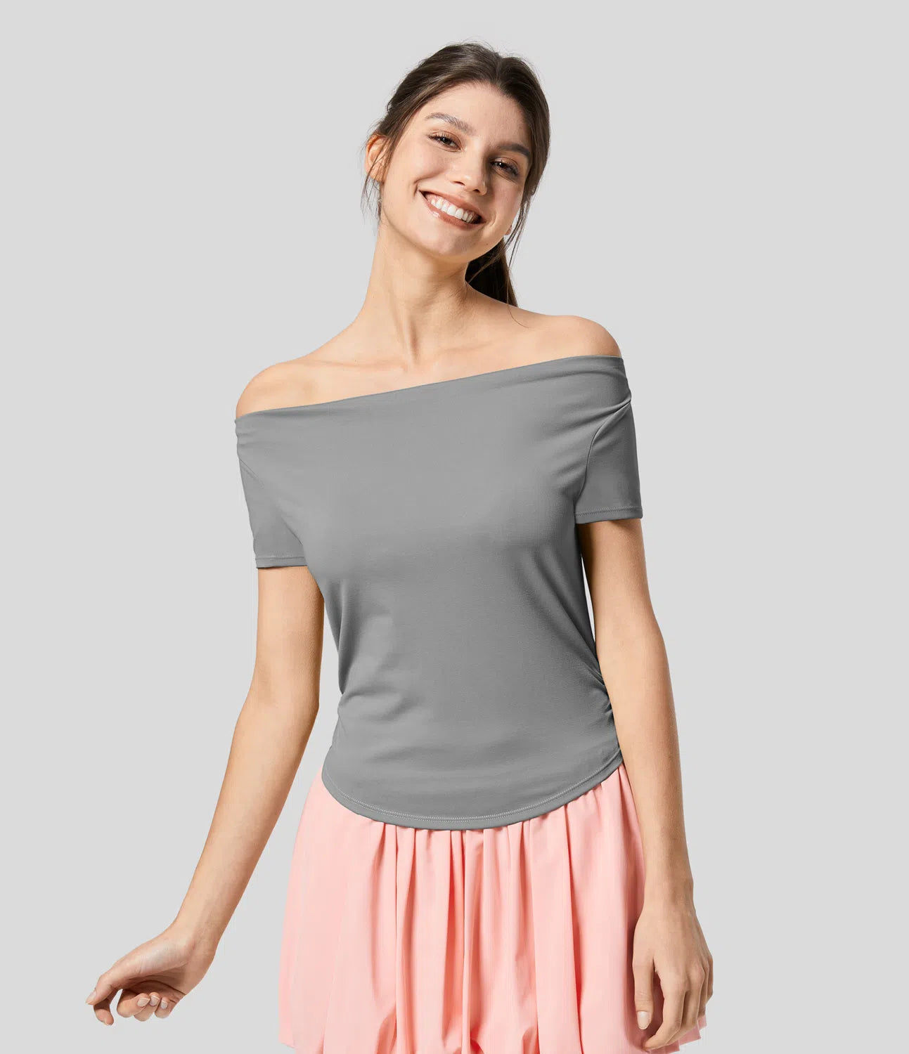 T-shirt Casual Skinny à Épaules Dénudées avec Ruches Latérales et Ourlet Courbé